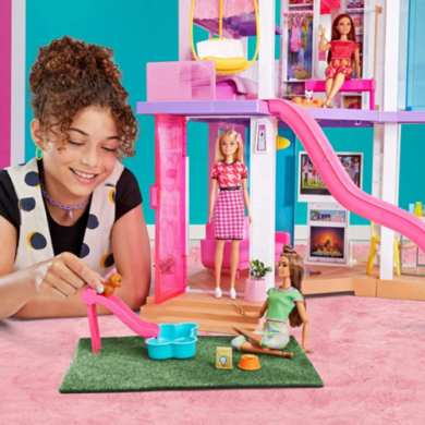 Barbie Dreamhouse Deluxe namas su čiuožykla GRG93