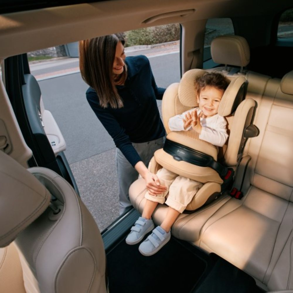 CYBEX Pallas G3 i-Size Plus automobilinė kėdutė Almond Beige