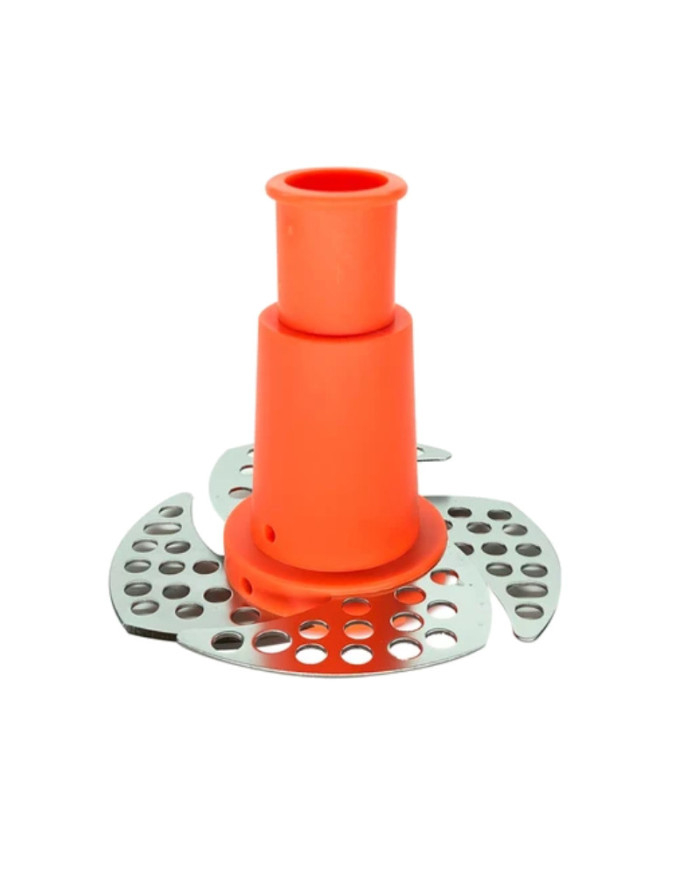 Oranžinė Baby Brezza One Step Deluxe smulkinimo detalė su perforuotais metaliniais ašmenimis