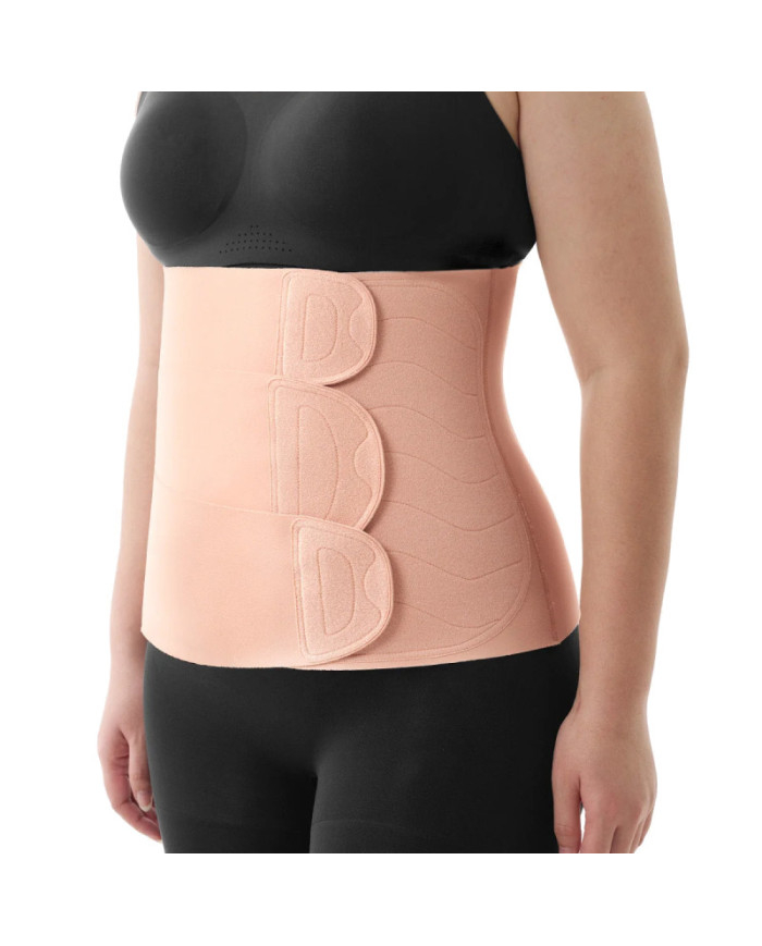 Momcozy Oyster Pink pogimdyminis pilvo diržas uždėtas ant moters liemens